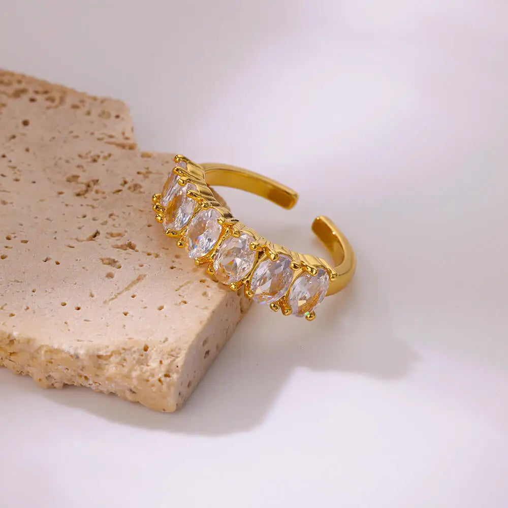 Nova Love Ring