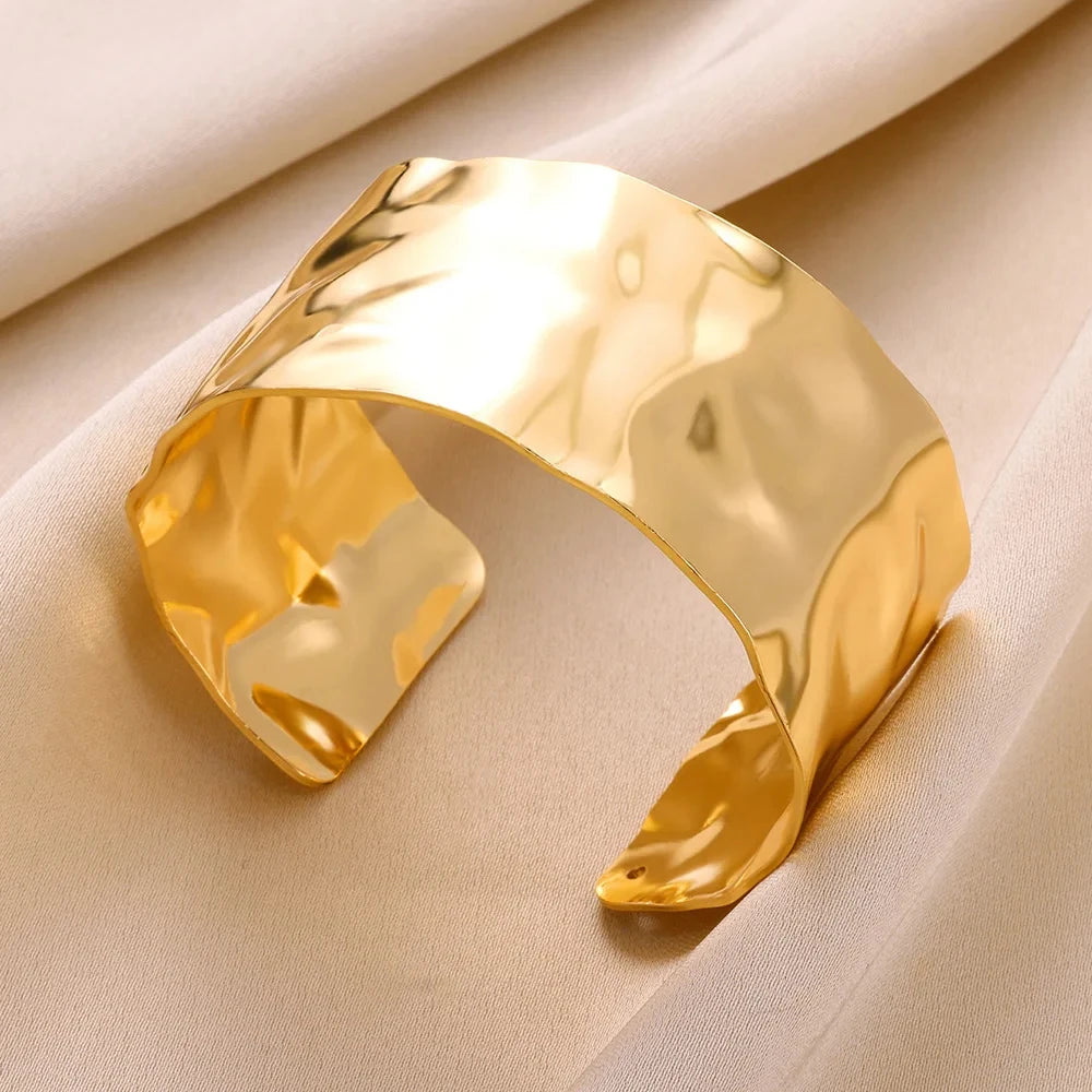 Royal Open Bangle