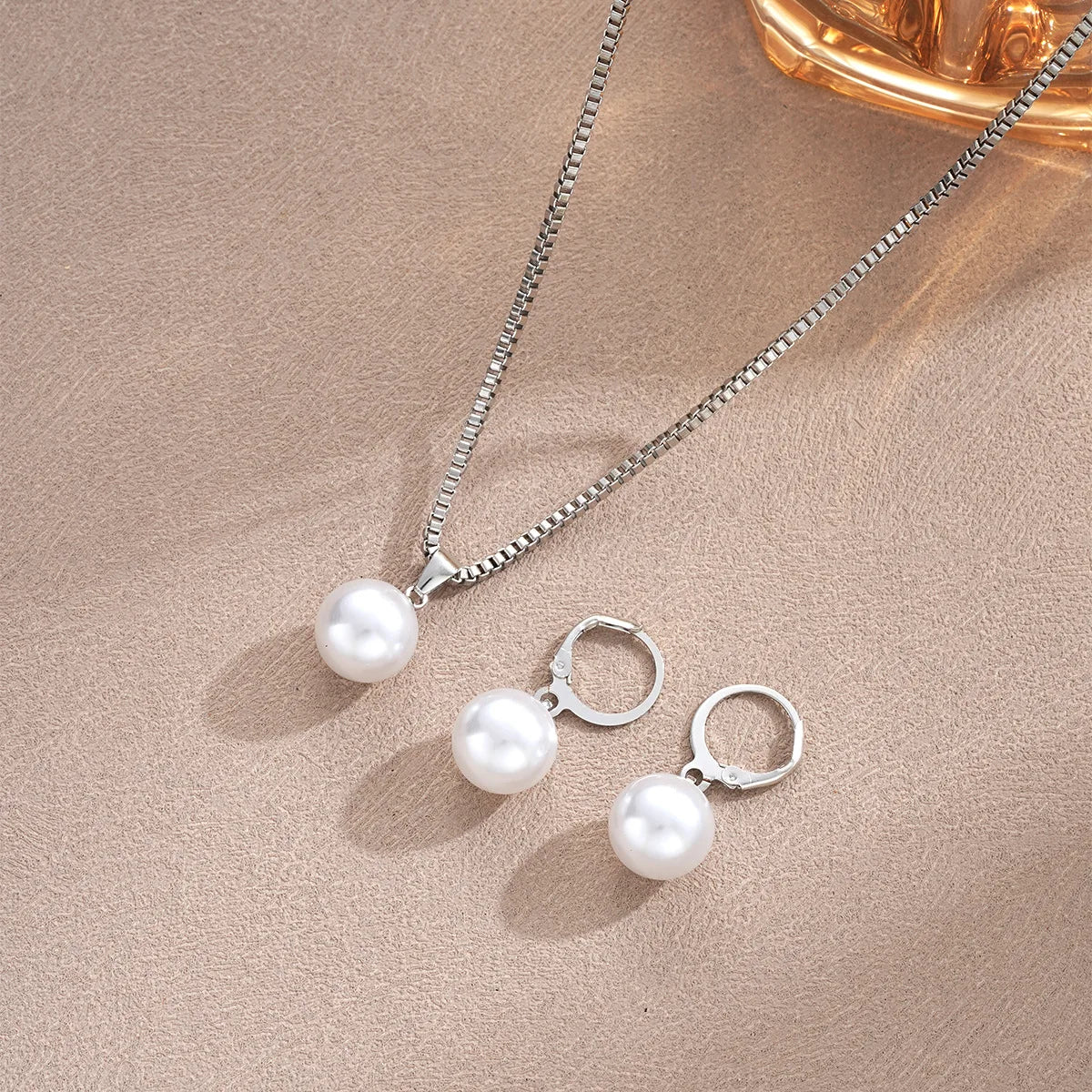 Milana Pearl Set
