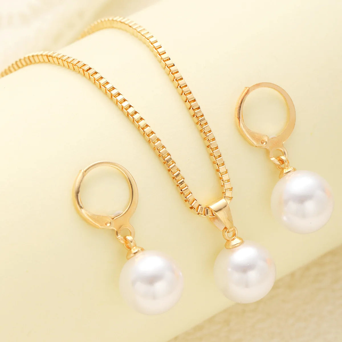 Milana Pearl Set