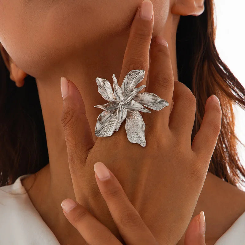 Statement Floral