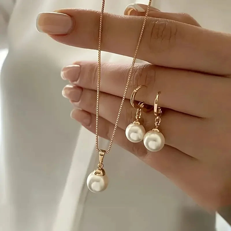 Milana Pearl Set